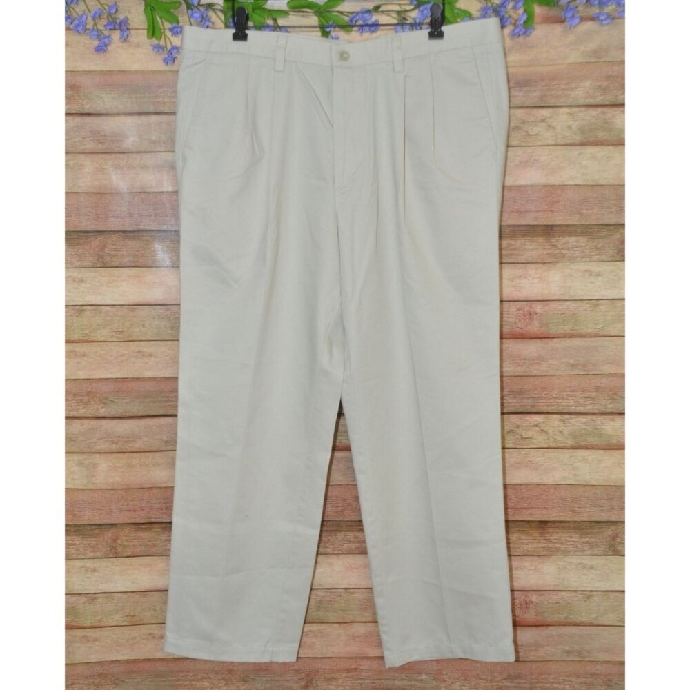 Dockers Dress Pants Men’s 40x30 Classic Fit Pleated Khaki Chino Cotton Twill